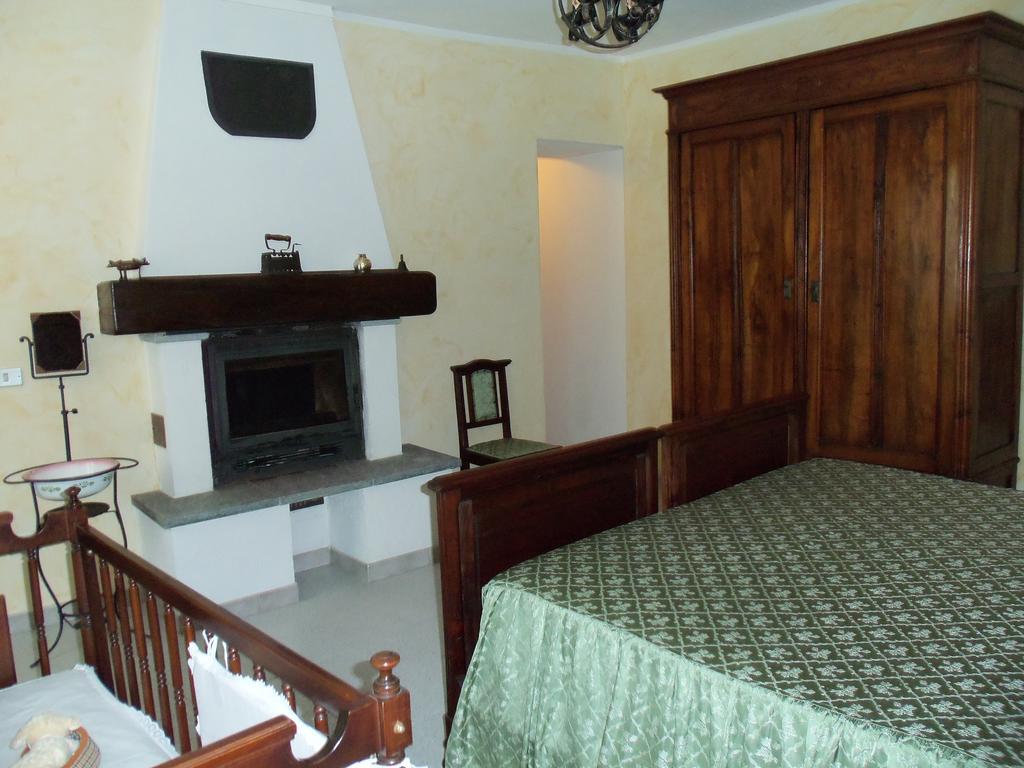 Casa Dei Ciliegi Castell'Alfero Villa ห้อง รูปภาพ