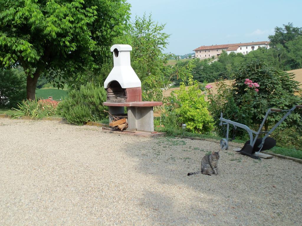 Casa Dei Ciliegi Castell'Alfero Villa ห้อง รูปภาพ