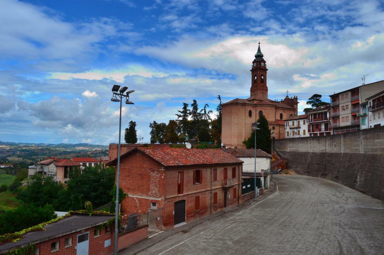 Casa Dei Ciliegi Castell'Alfero Villa ภายนอก รูปภาพ