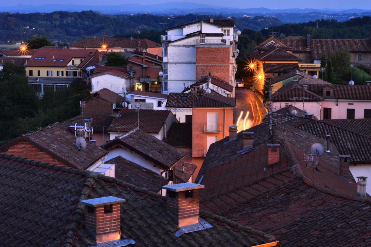 Casa Dei Ciliegi Castell'Alfero Villa ภายนอก รูปภาพ