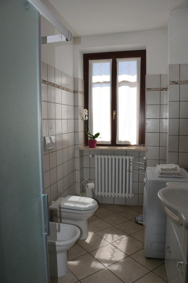 Casa Dei Ciliegi Castell'Alfero Villa ภายนอก รูปภาพ